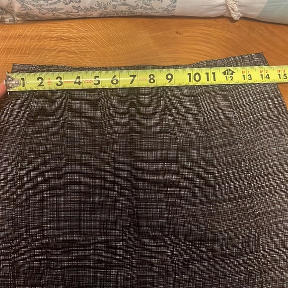 Banana Republic Plaid Casual Knee Length Pencil Skirt - Picture 9 of 15